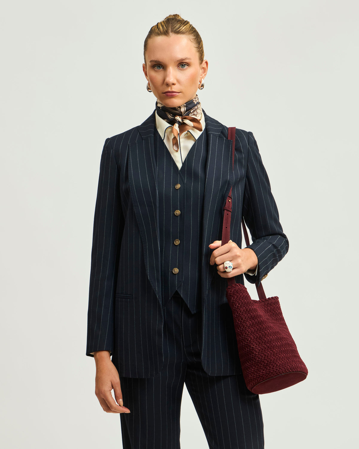 Blazer Blanca 4 Botones Rayado