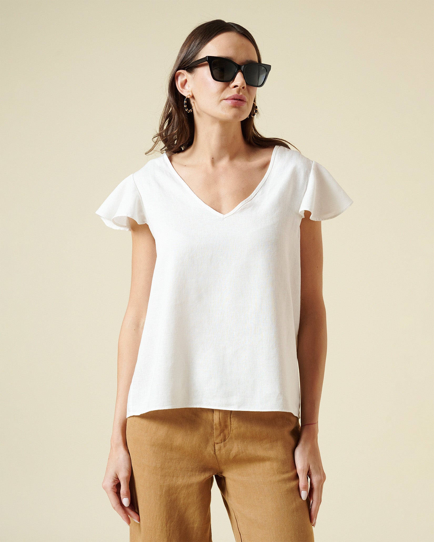 Blusa Lino Cuello V Con Vuelos en las Mangas Saville Row