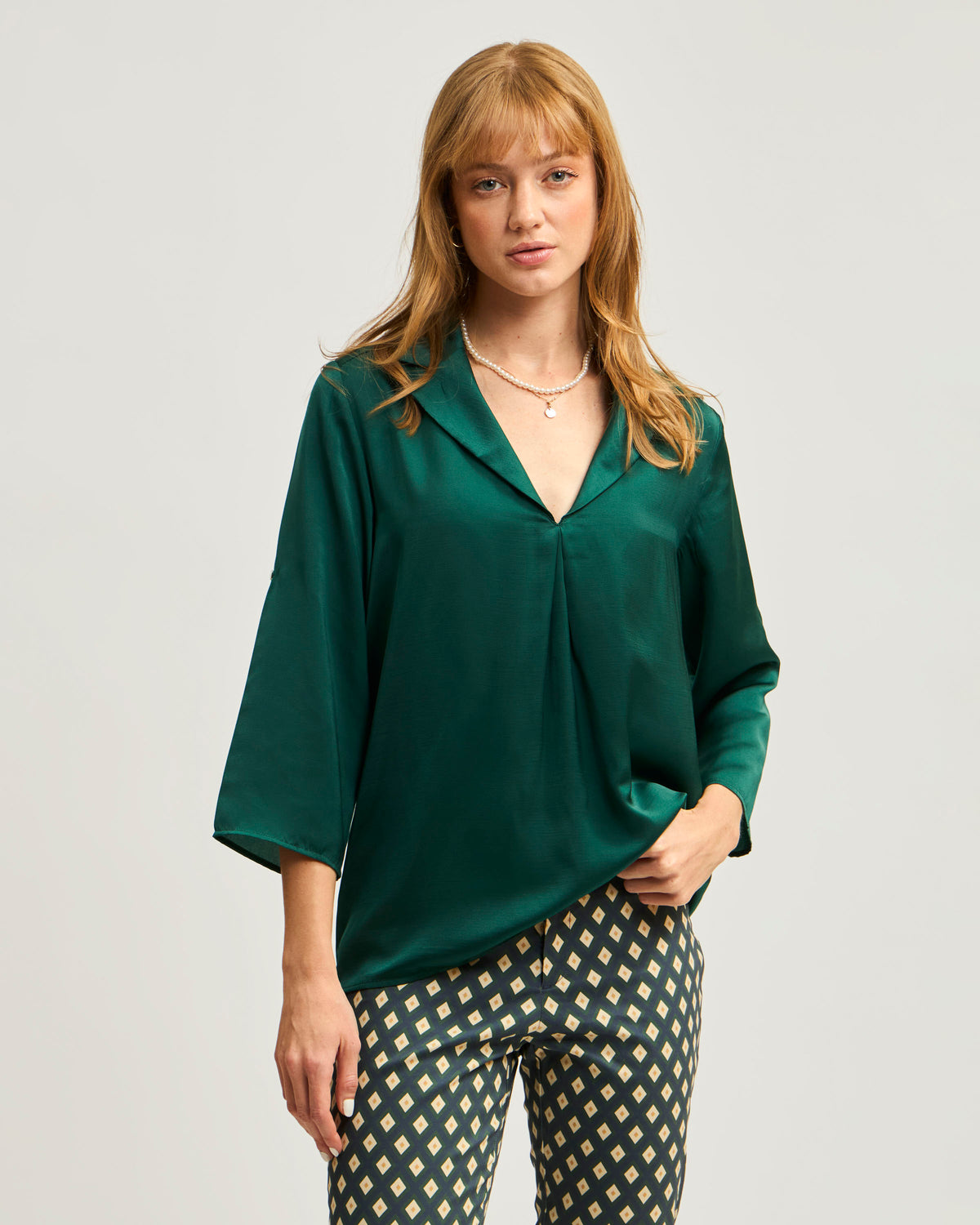Blusa Satinada Cuello Solapa